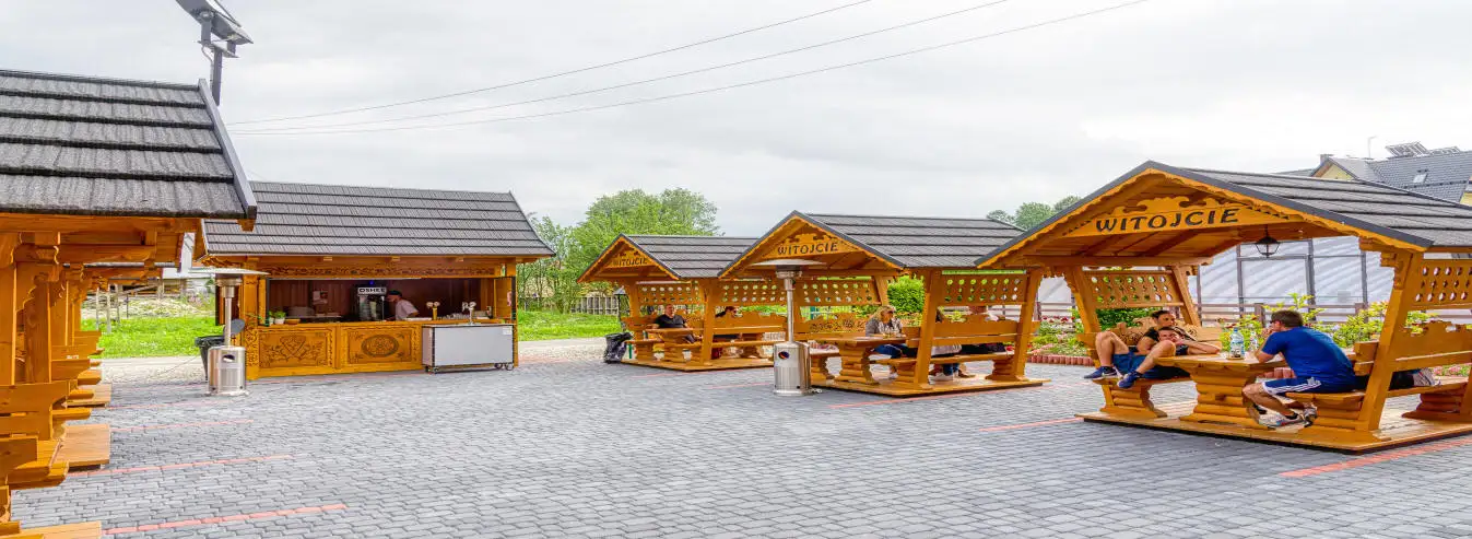 Hôtel Białka Tatrzańska Tatry vacances à la montagne Pologne - photo de la zone du gazebo en bois